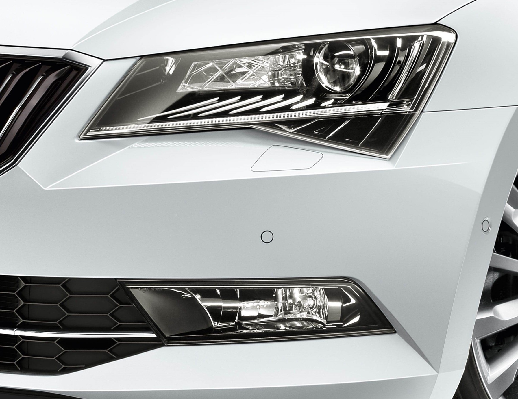 Skoda superb combi koplamp