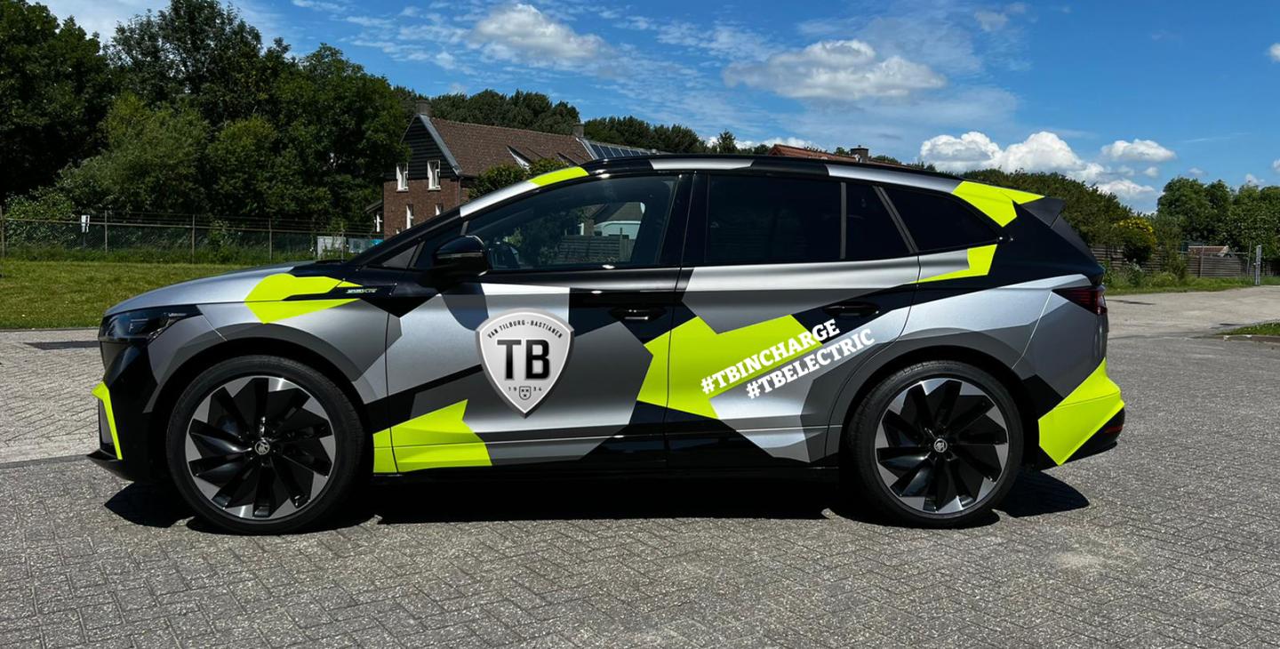 SKODA ENYAQ met wrap