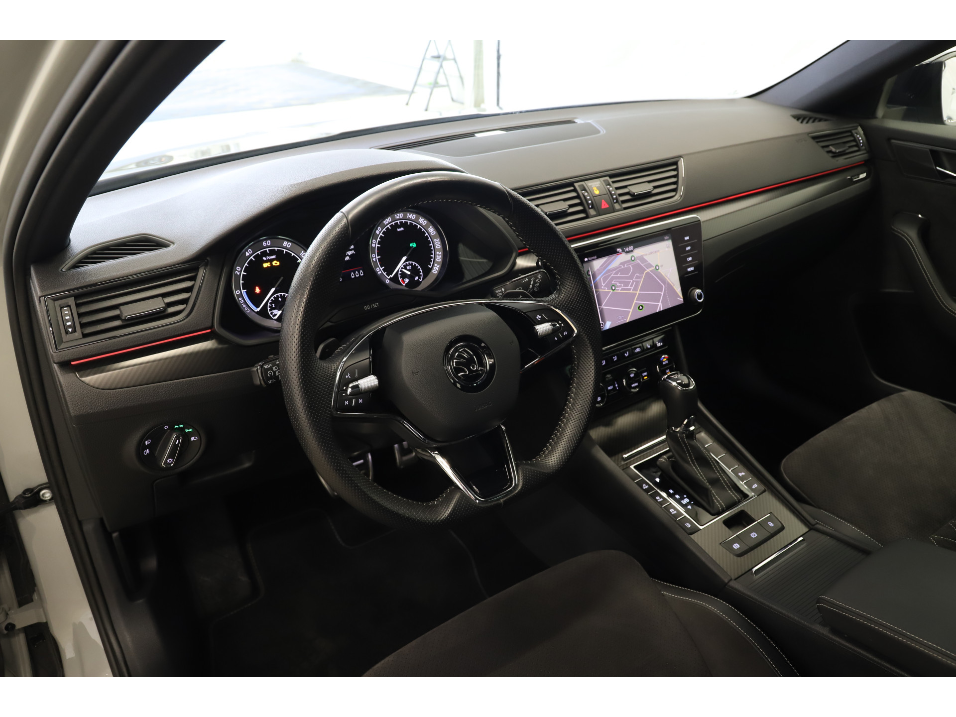 Škoda - Superb Combi 1.4 TSI 218pk iV Sportline Business - 2020