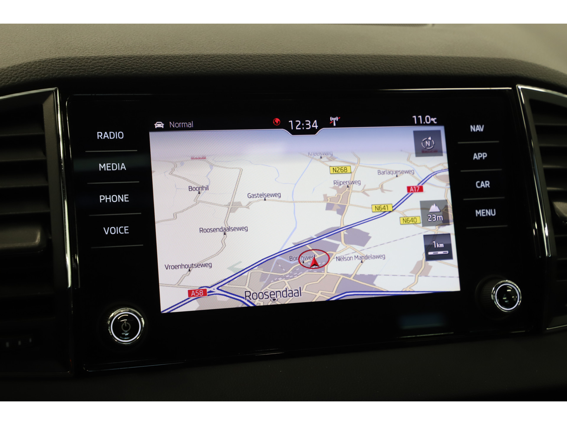 Škoda - Karoq 1.5 TSI 150pk DSG Sportline Business - 2020