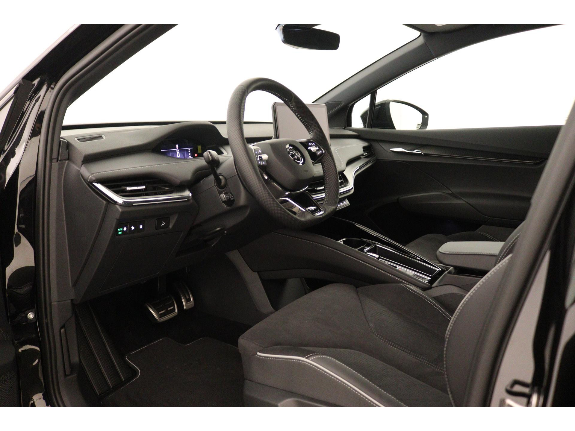 Škoda - ENYAQ iV 60 Elektromotor 180 1AT Sportline - 2023