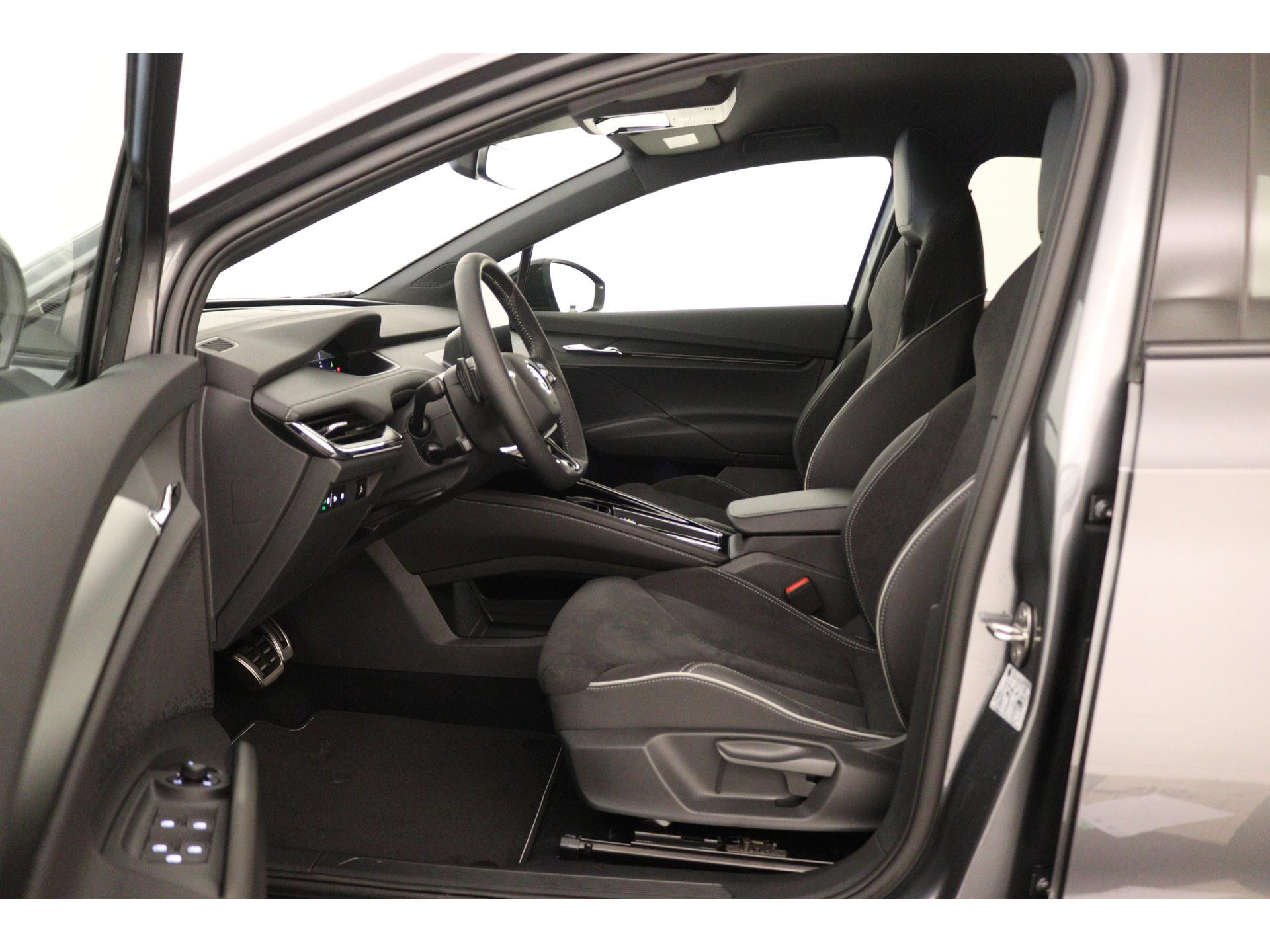 Škoda - ENYAQ iV 60 Elektromotor 180 1AT Sportline - 2023