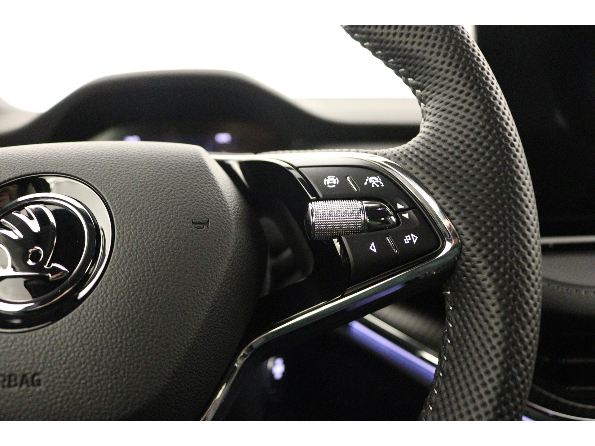 Škoda - ENYAQ iV 60 Elektromotor 180 1AT Sportline - 2023