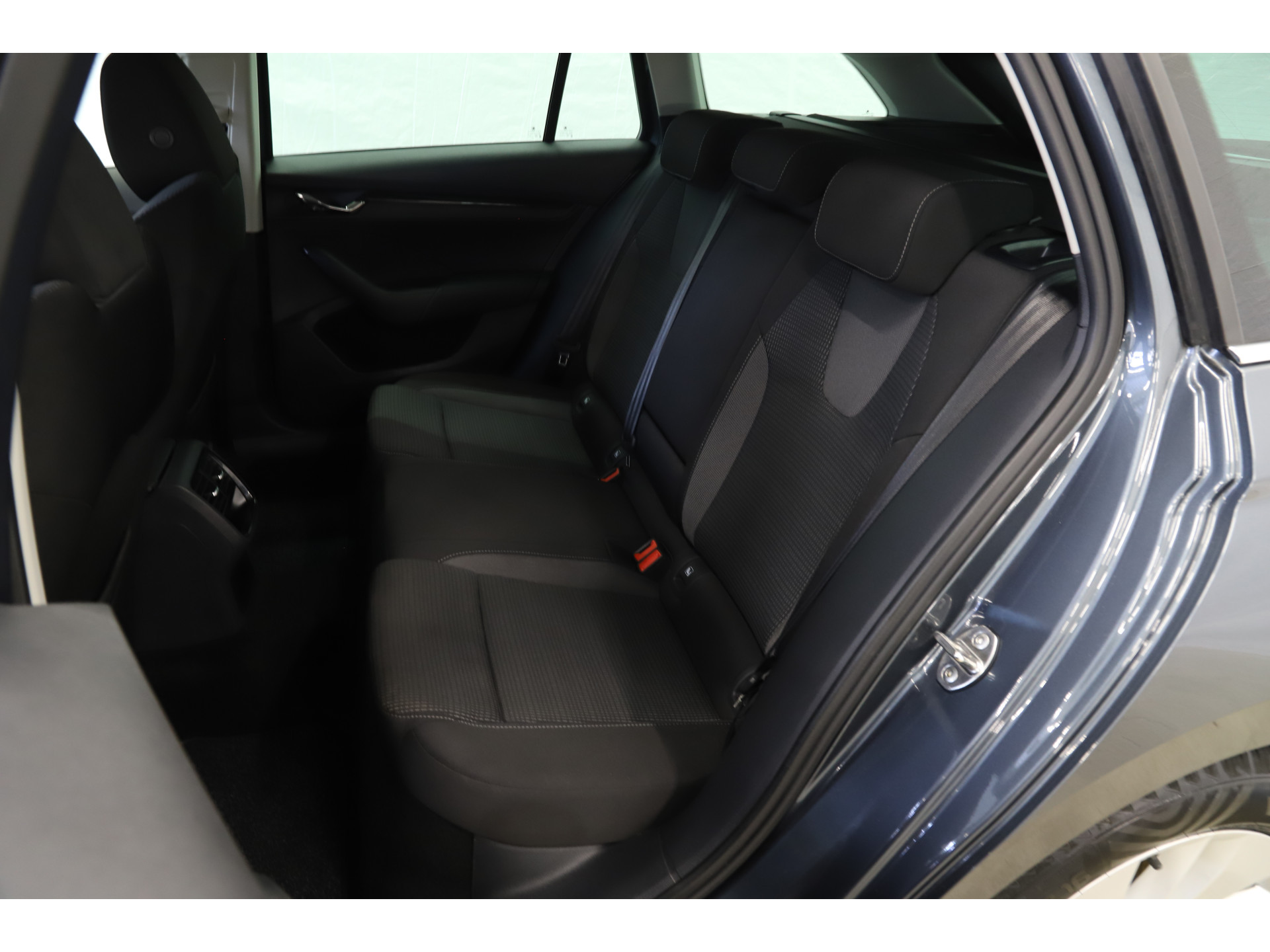 Škoda - Octavia Combi 1.0 e-TSI 110pk DSG Business Edition - 2021