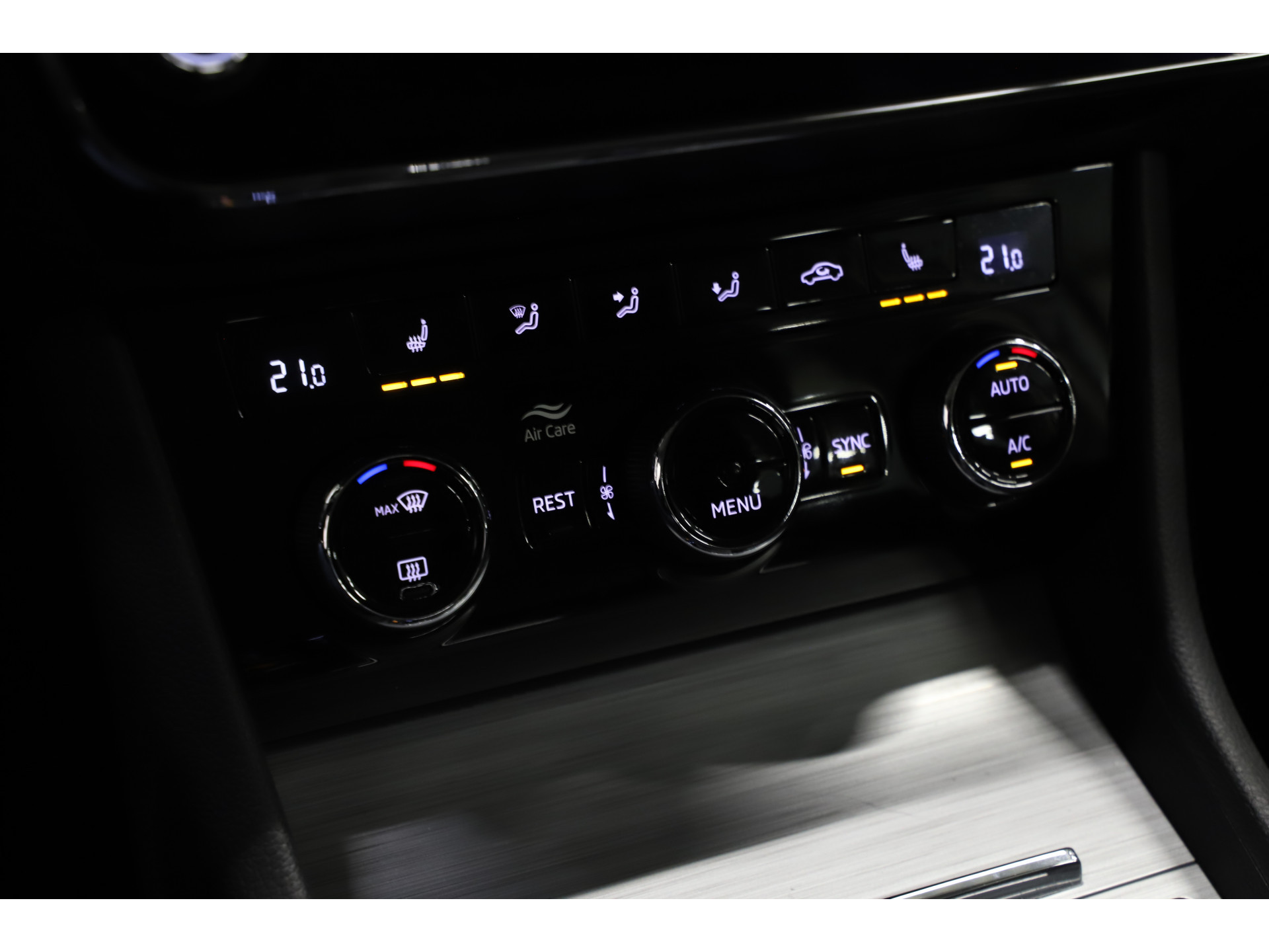 Škoda - Superb Combi 1.4 TSI 218pk iV - 2020