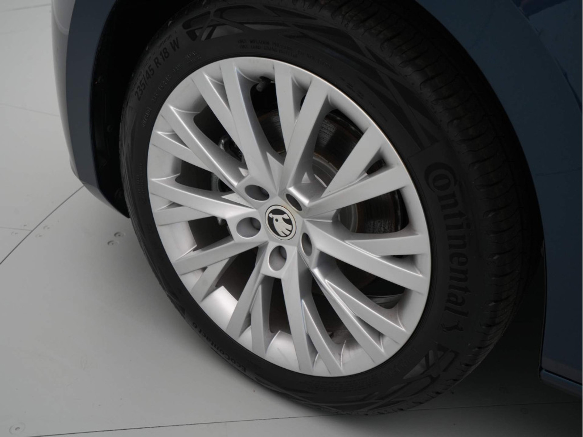 Škoda - Superb Combi 1.5 TSI 150 7DSG Business Edition Plus - 2024