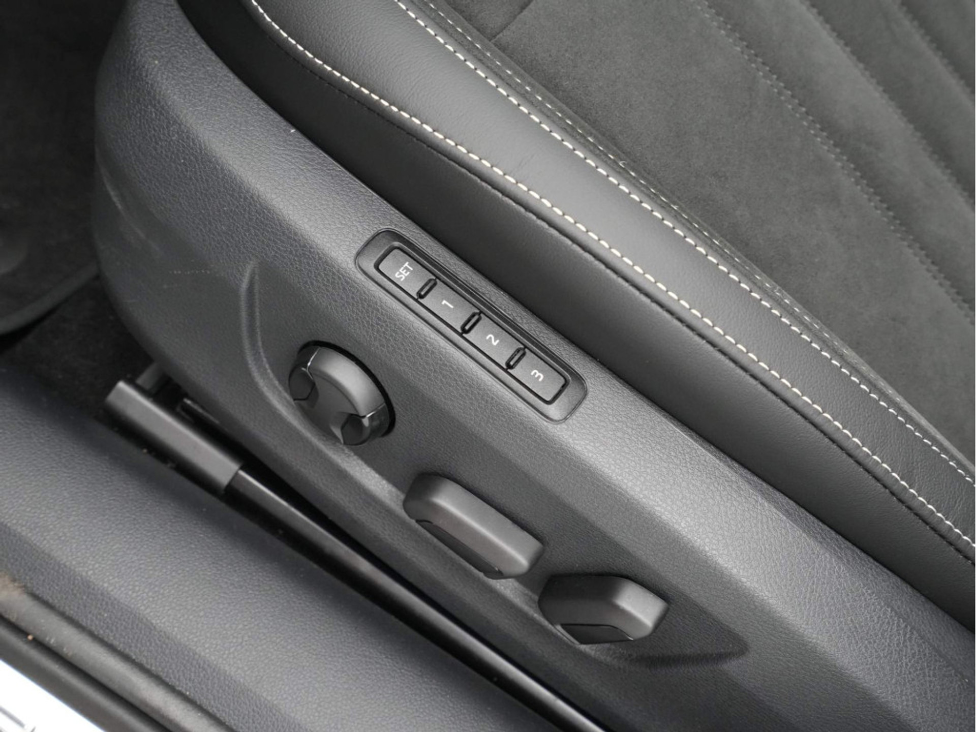 Škoda - Superb Combi 1.5 TSI 150 7DSG Business Edition Plus - 2024