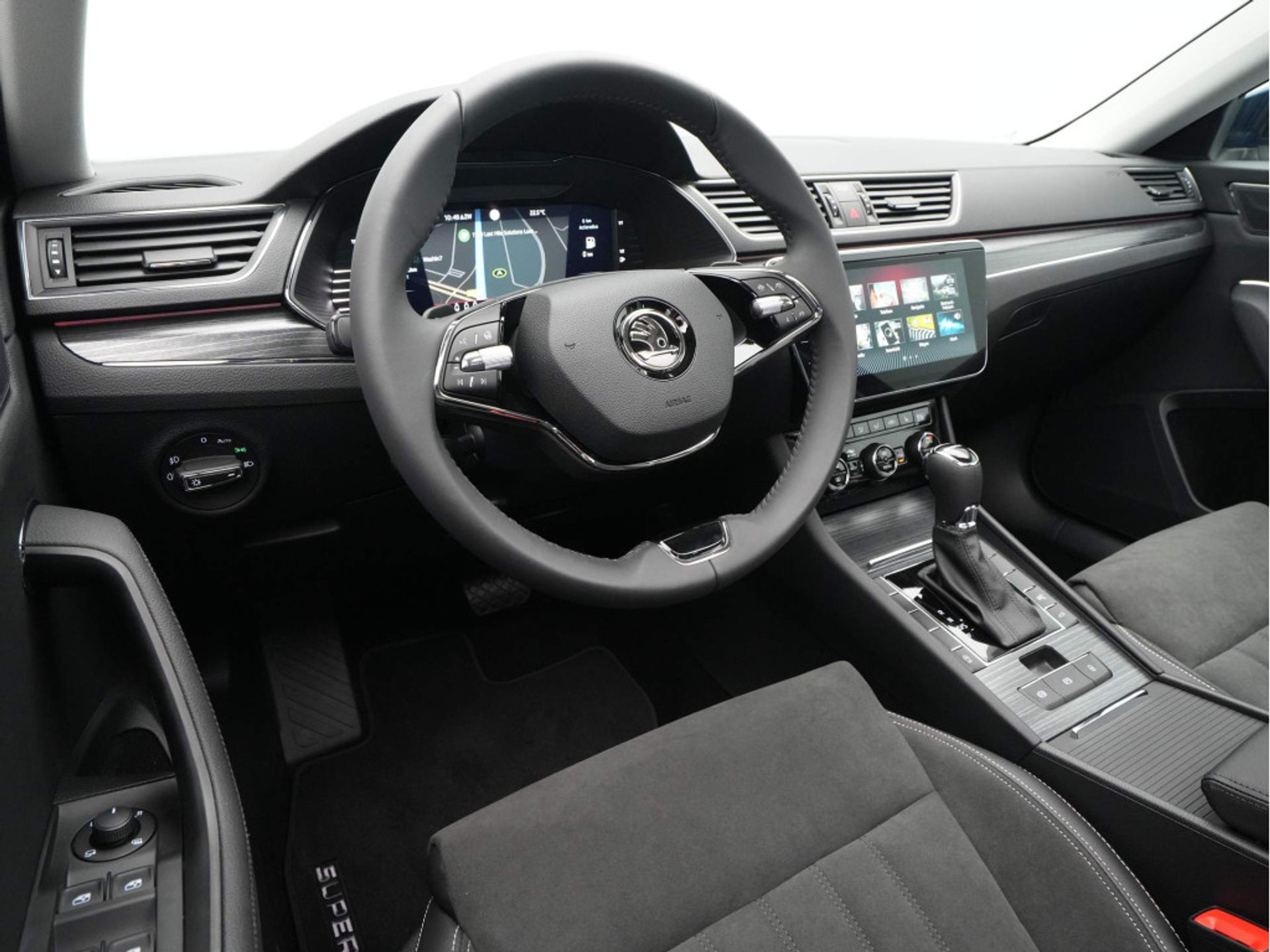 Škoda - Superb Combi 1.5 TSI 150 7DSG Business Edition Plus - 2024