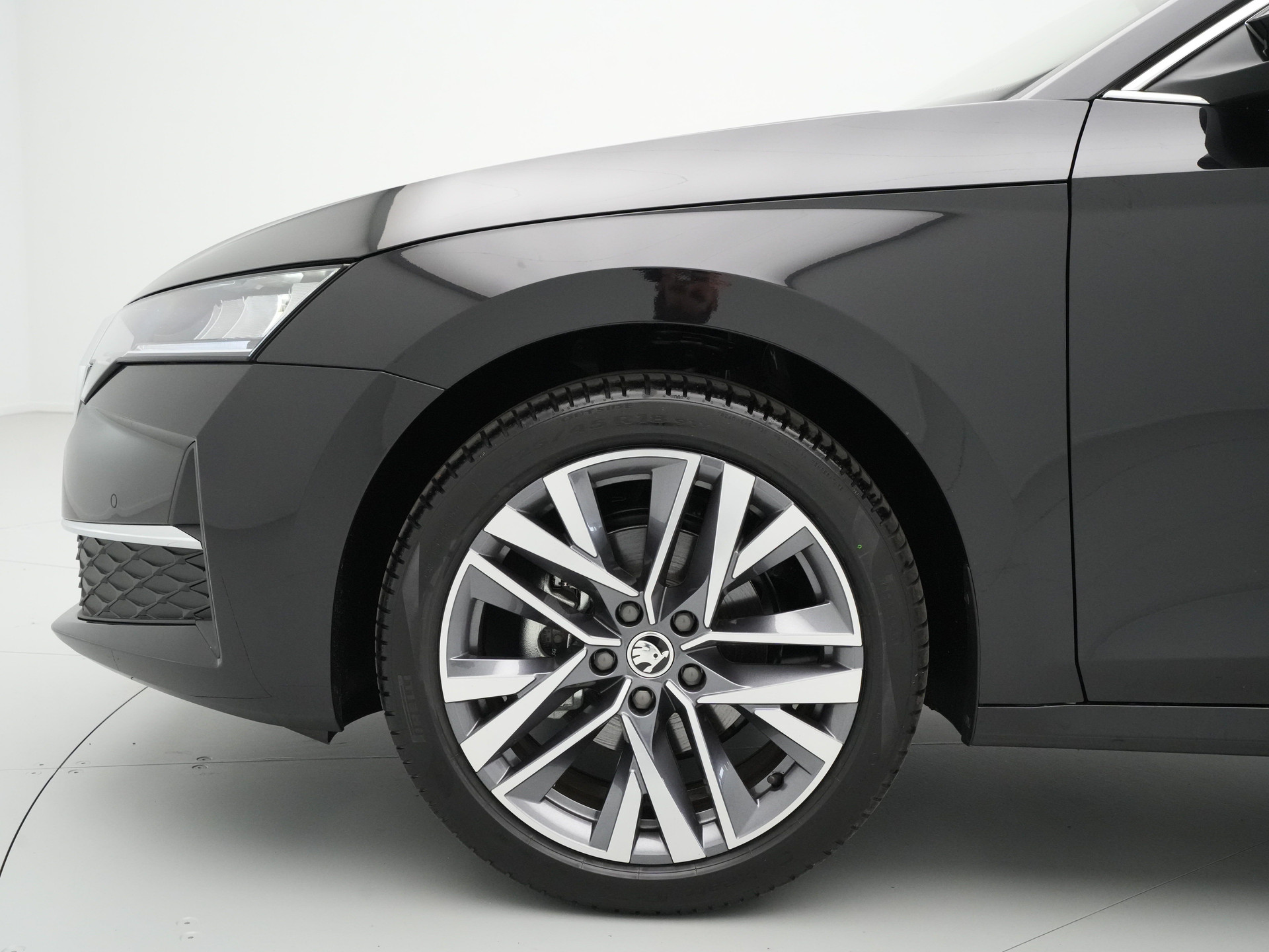Škoda - Octavia Combi 1.5 TSI e-TEC MHEV 115 7DSG First Edition - 2024