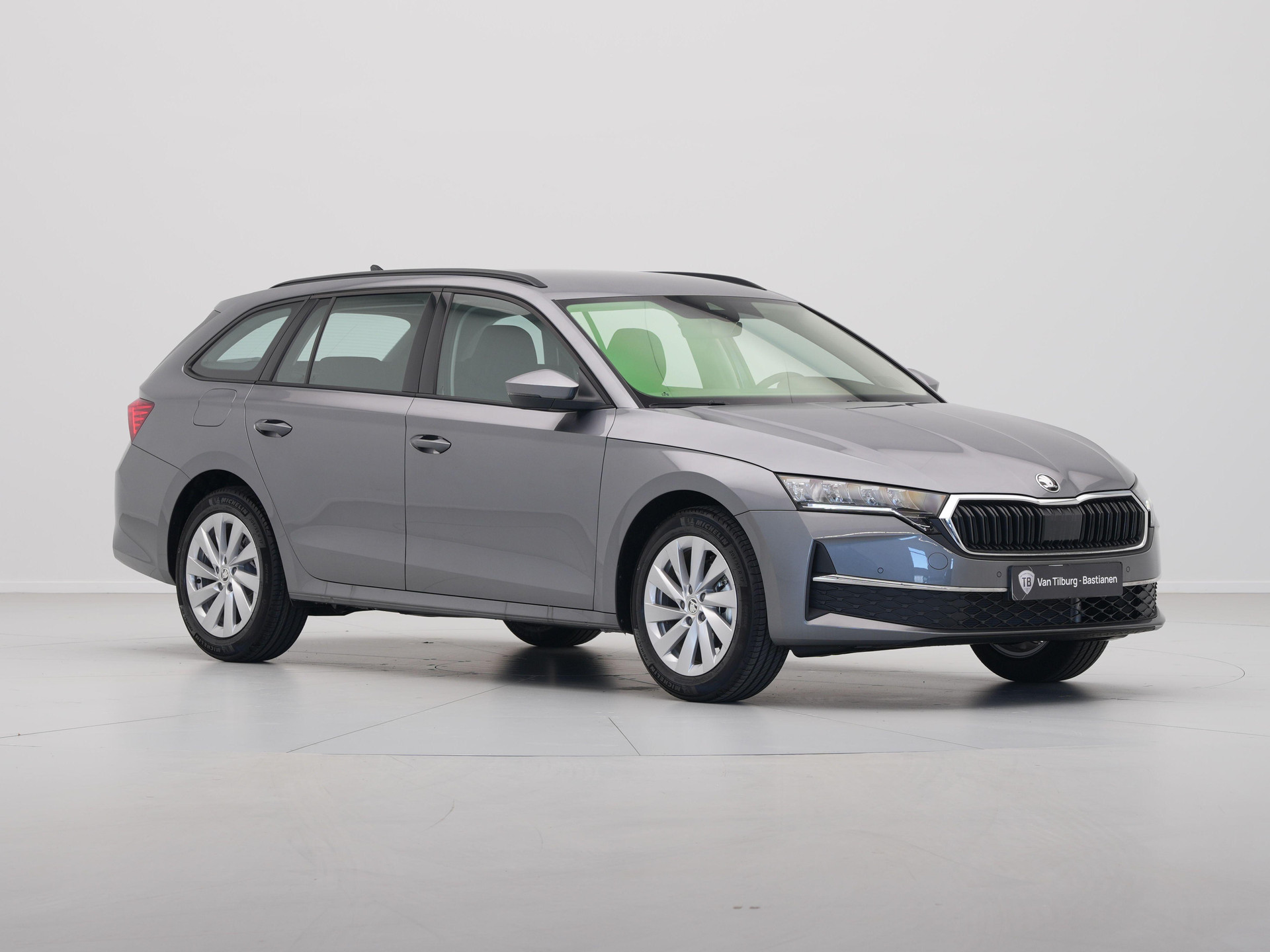 Škoda - Octavia Combi 1.5 TSI e-TEC MHEV 115 7DSG First Edition - 2024