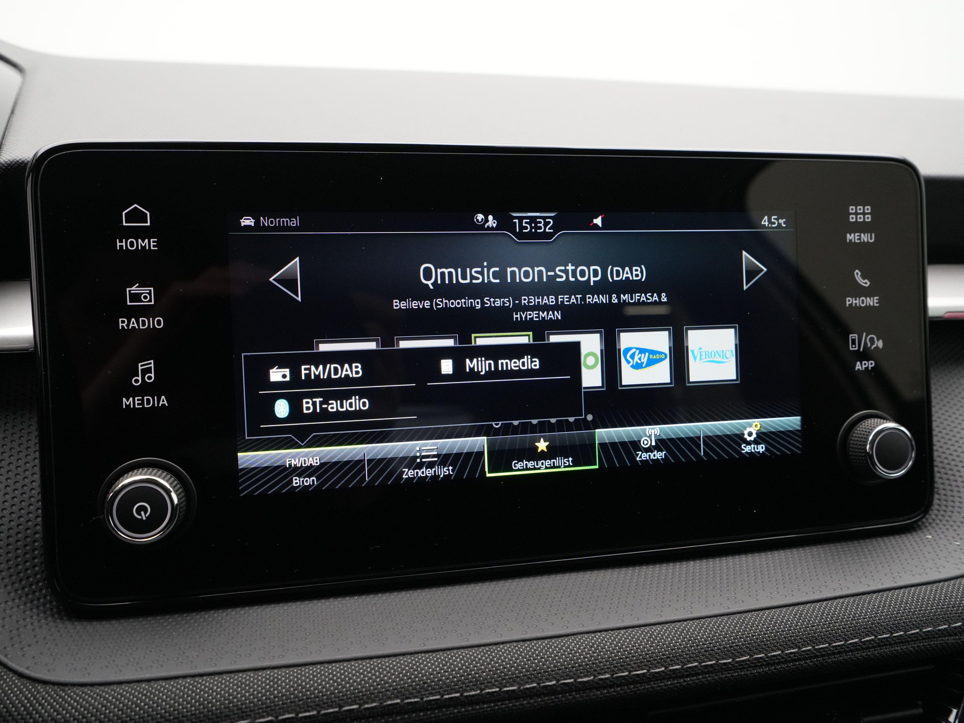 Škoda - Fabia 1.0 TSI Greentech 95 5MT Business Edition - 2025