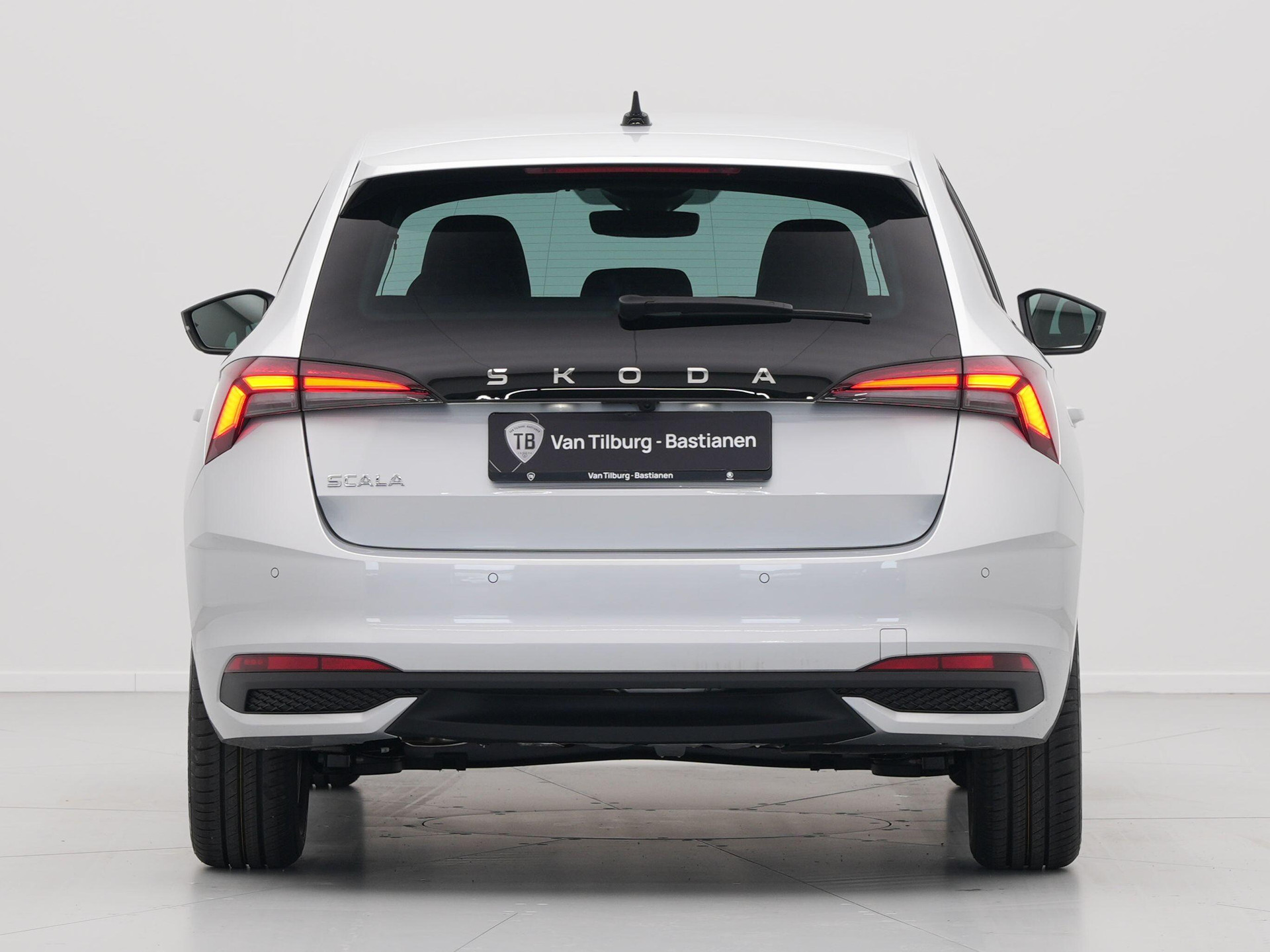 Škoda - Scala 1.0 TSI Greentech 115 6MT Business Edition - 2025