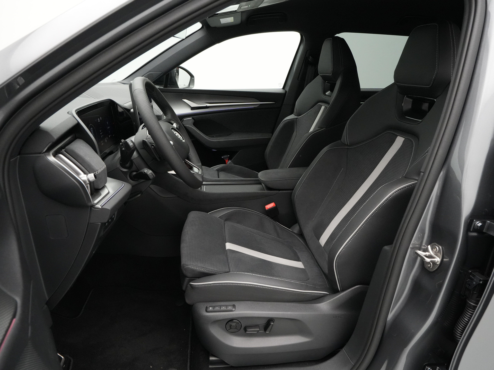 Škoda - Kodiaq 1.5 TSI PHEV 204 6DSG Sportline Business - 2025