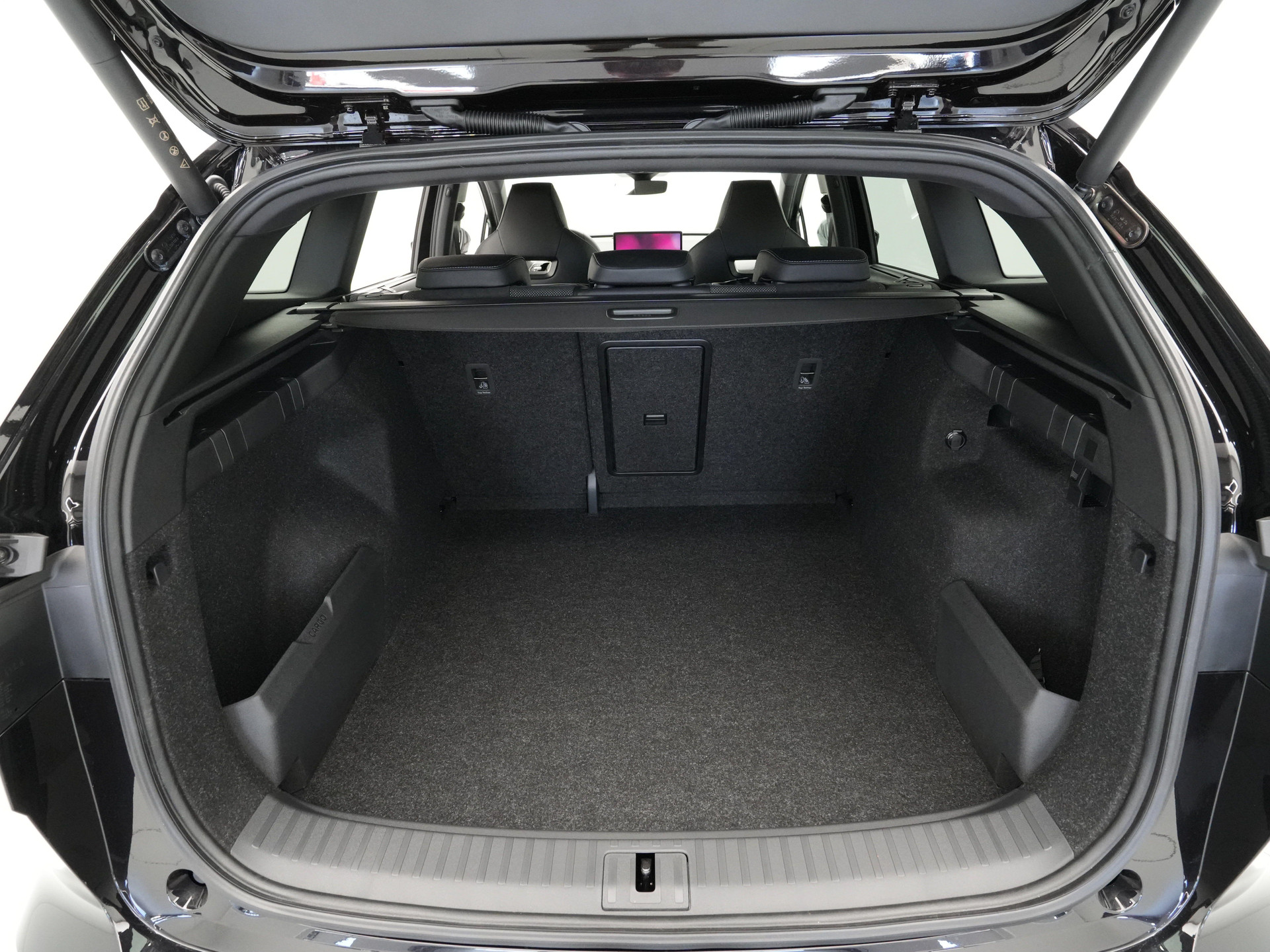 Škoda - Enyaq iV 85 Elektromotor 286 1AT Sportline - 2025