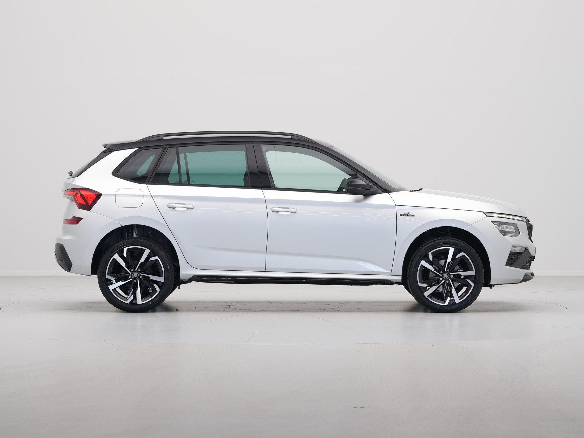 Škoda - Kamiq 1.0 TSI Greentech 115 6MT Monte Carlo - 2025