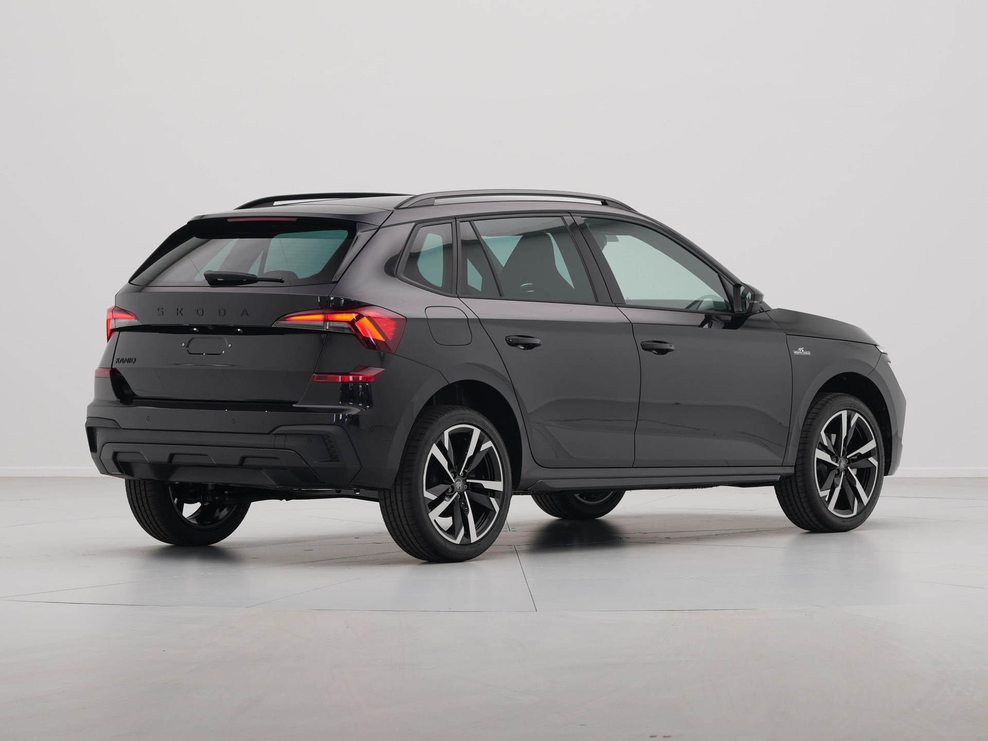 Škoda - Kamiq 1.0 TSI Greentech 115 6MT Monte Carlo - 2025