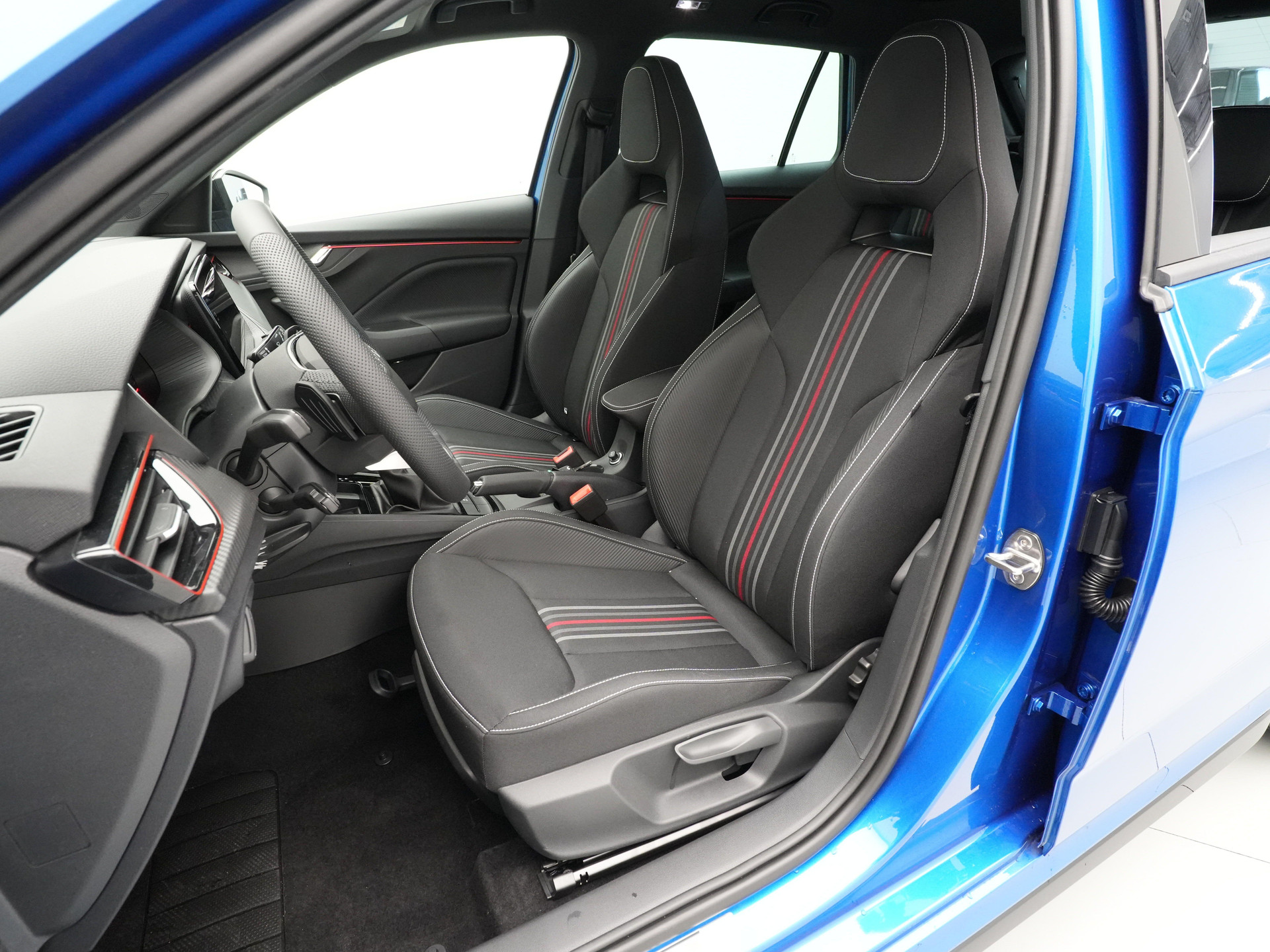 Škoda - Kamiq 1.0 TSI Greentech 115 DSG-7 Monte Carlo - 2025