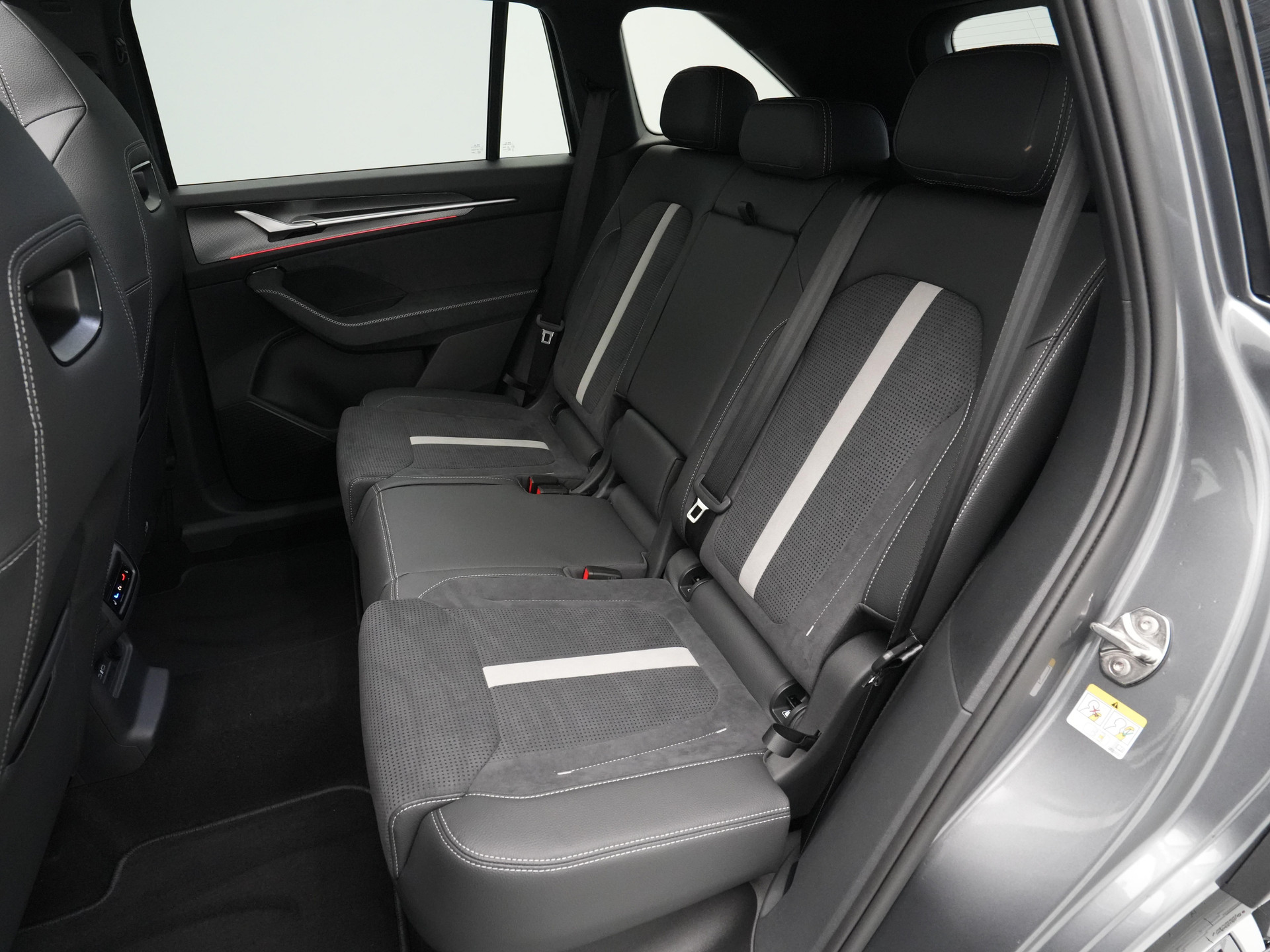 Škoda - Kodiaq 1.5 TSI PHEV 204 6DSG Sportline Business - 2025