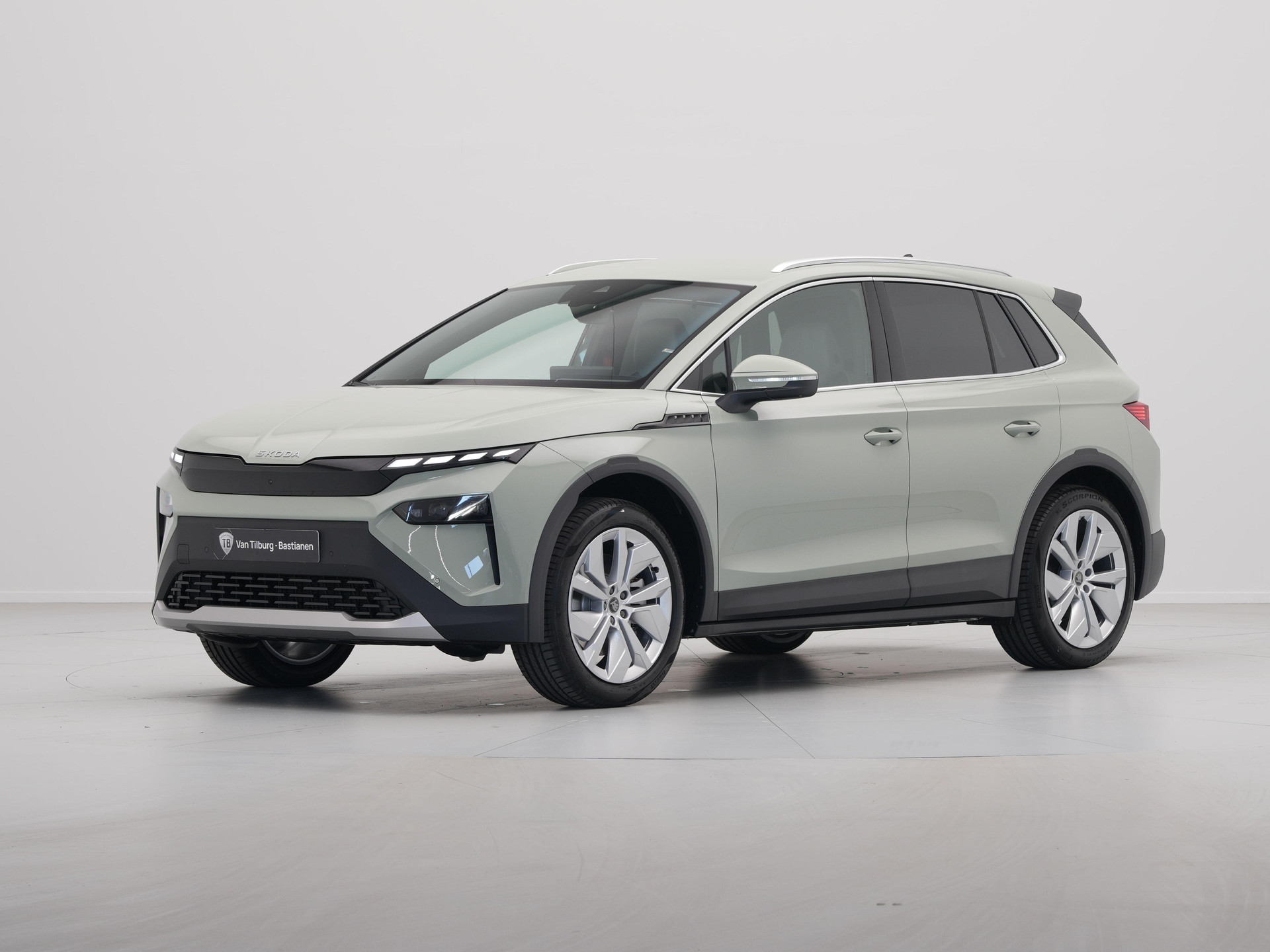 Škoda - Elroq 82 Elektromotor 286 1AT Business Edition - 2025