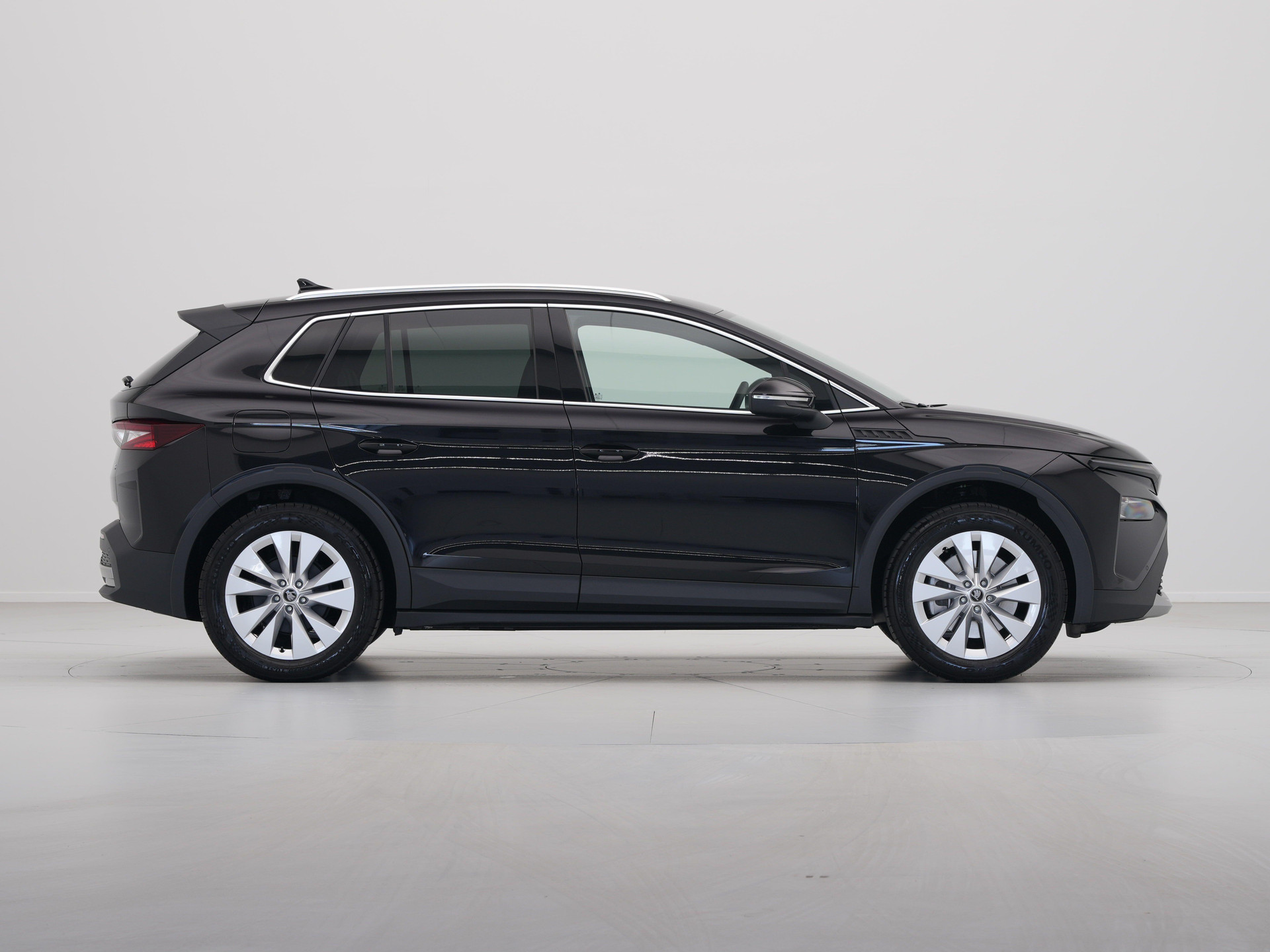 Škoda - Elroq 82 Elektromotor 286 1AT Business Edition - 2025