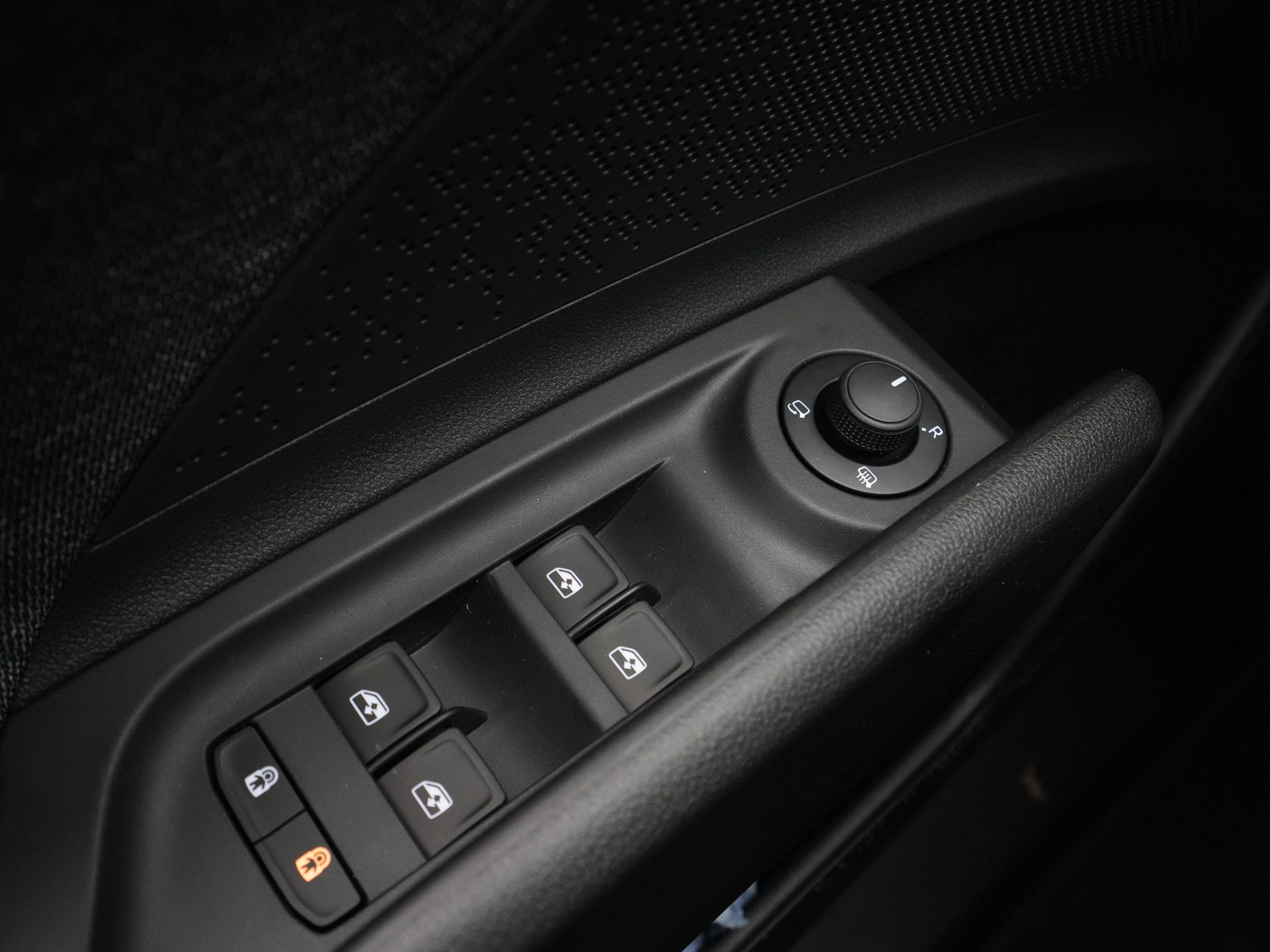 Škoda - Elroq 82 Elektromotor 286 1AT Business Edition - 2025