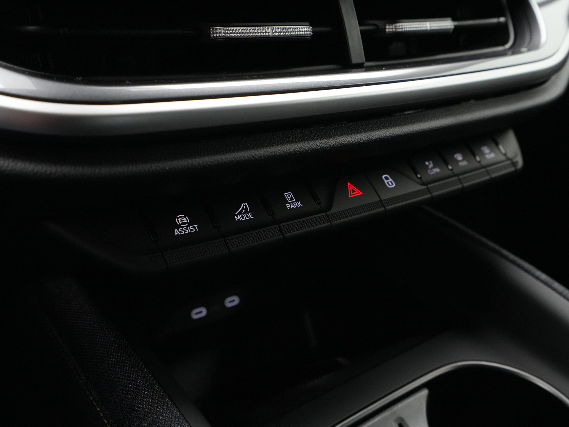 Škoda - Elroq 82 Elektromotor 286 1AT Business Edition - 2025