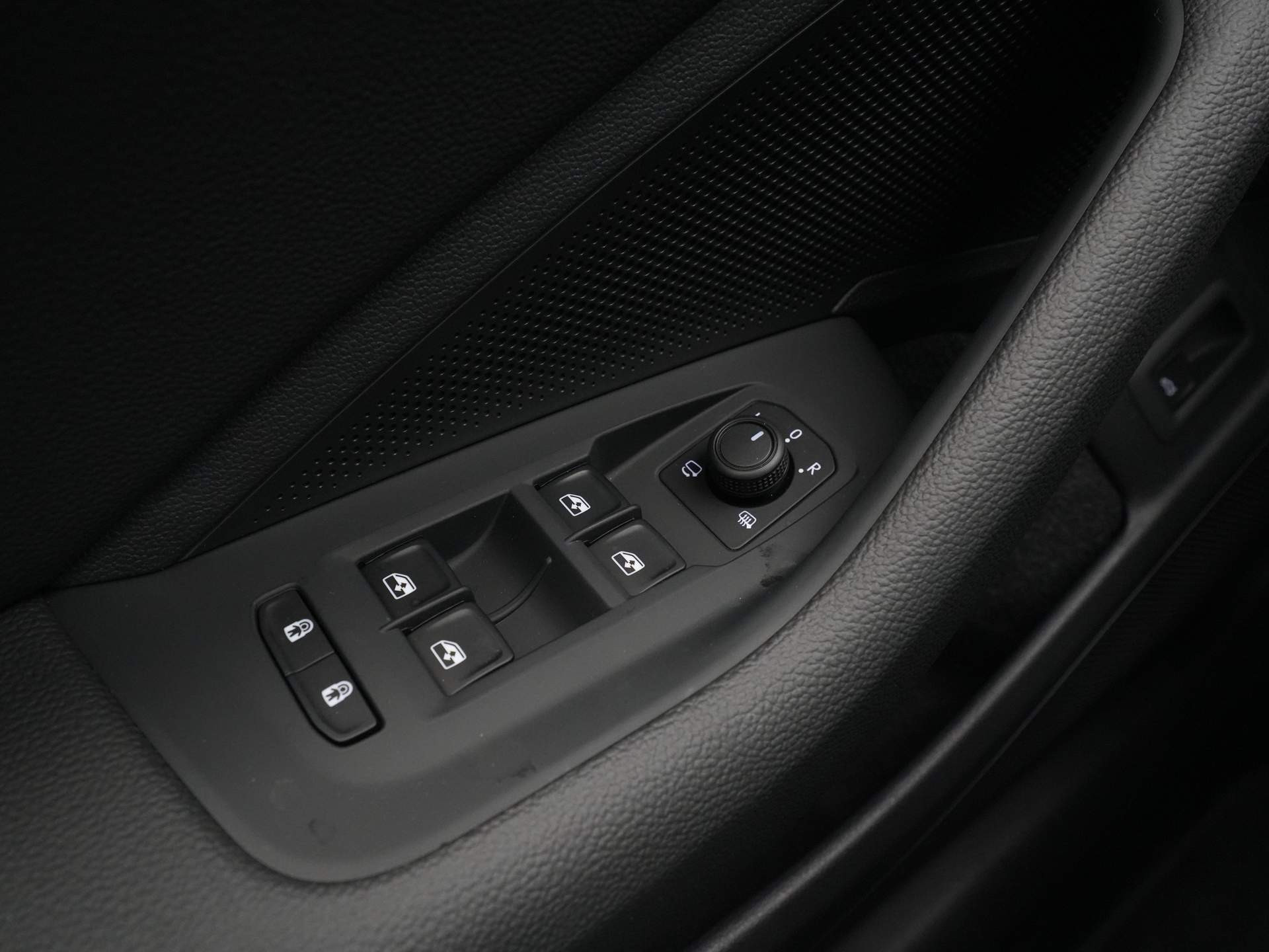 Škoda - Superb Combi 1.5 TSI MHEV Business Edition - 2024