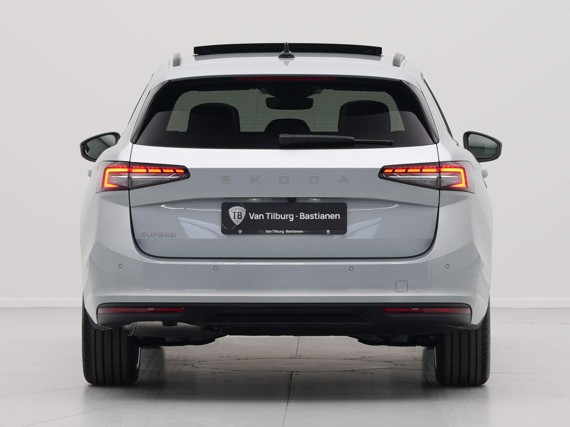 Škoda - Superb Combi 1.5 TSI MHEV Business Edition - 2024