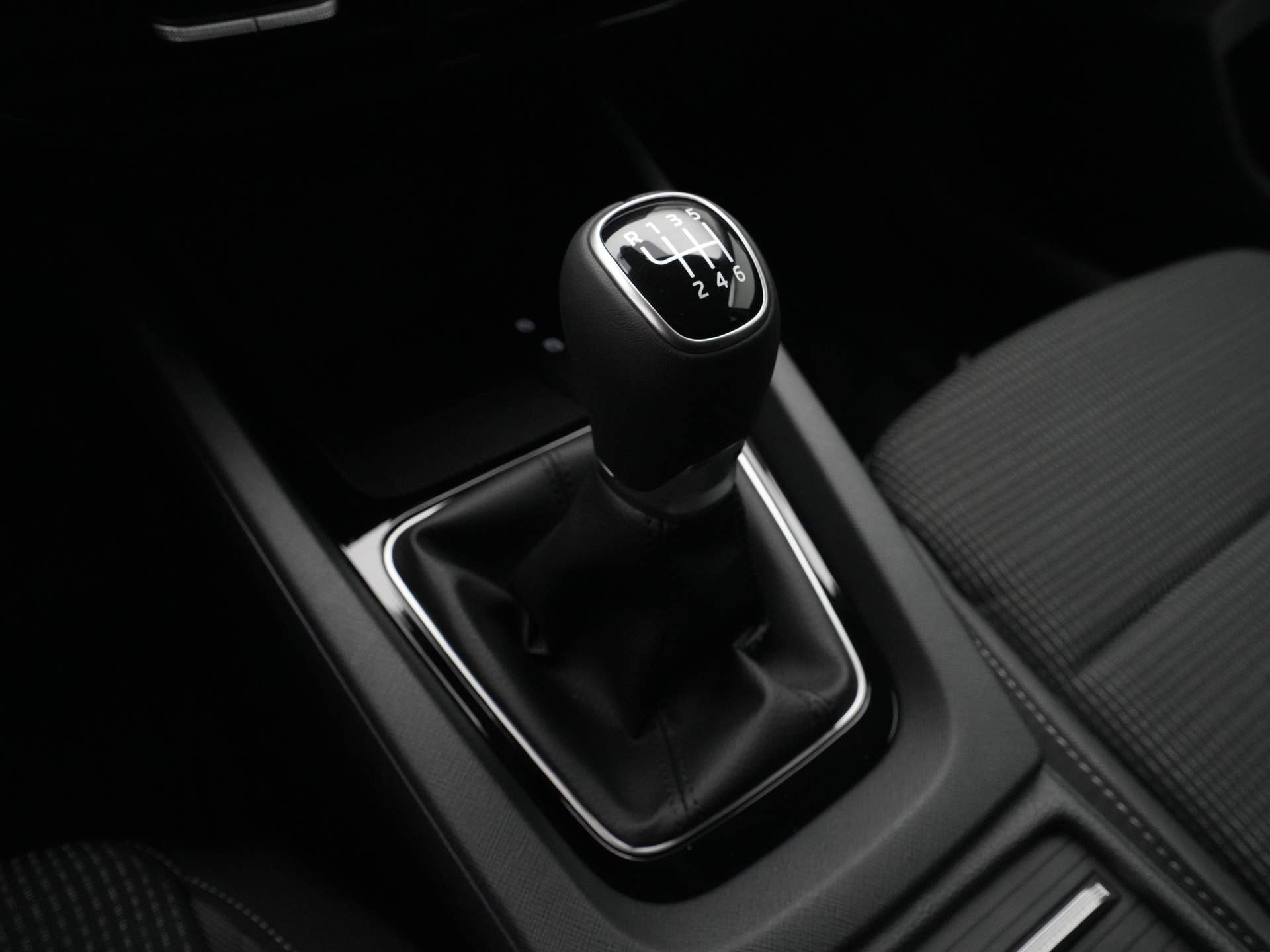 Škoda - Octavia Combi 1.5 TSI Business Edition Plus - 
