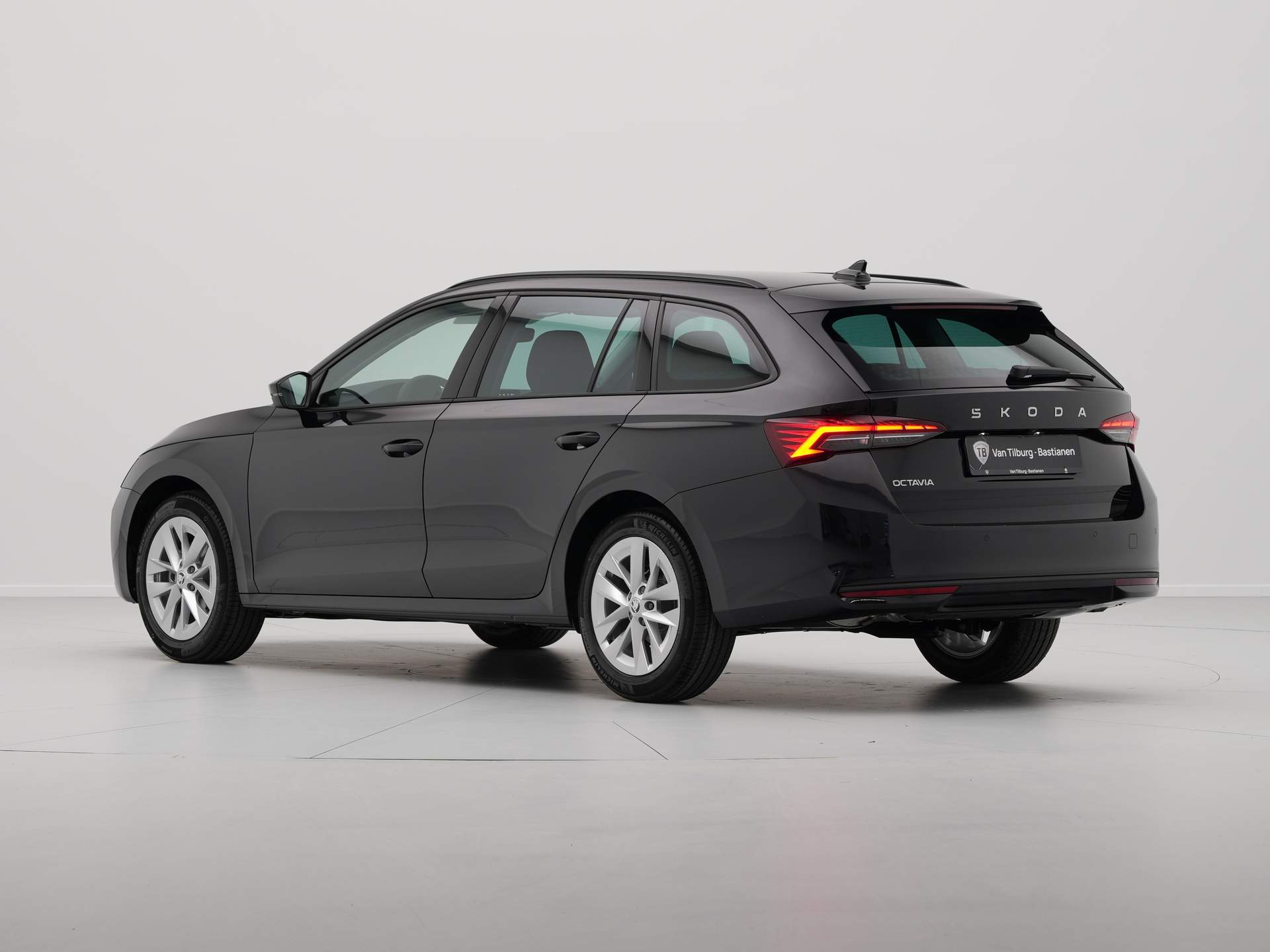 Škoda - Octavia Combi 1.5 TSI Business Edition Plus - 