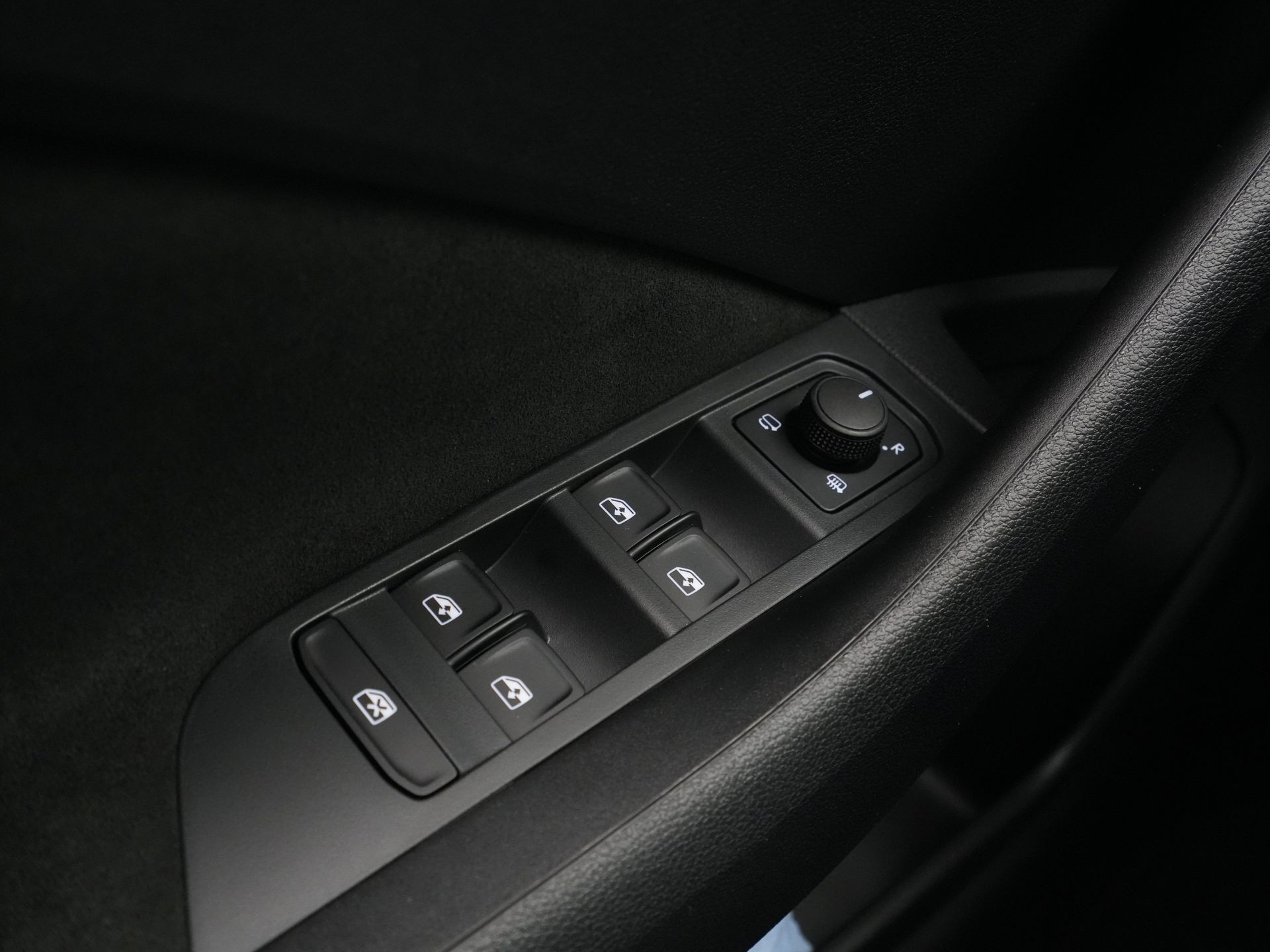 Škoda - Scala 1.0 TSI Business Edition - 2024
