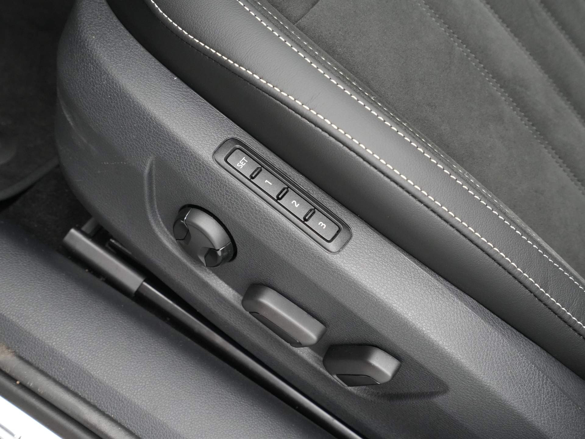 Škoda - Superb Combi 1.5 TSI ACT Business Edition Plus - 2024