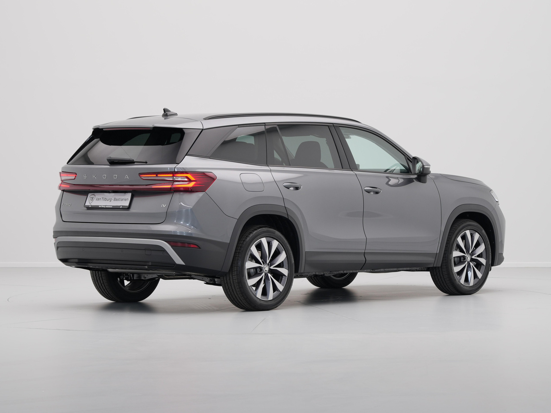 Škoda - Kodiaq 1.5 TSI PHEV 204 6DSG Business Edition - 2025