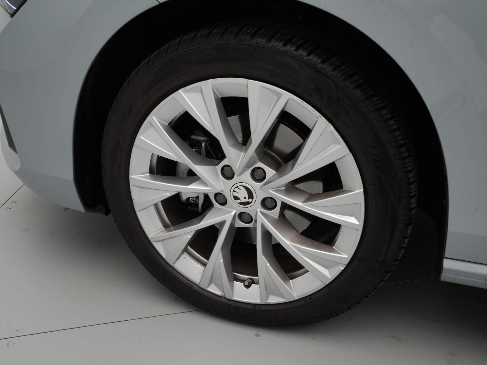 Škoda - Superb Combi 1.5 TSI MHEV First Edition - 2024