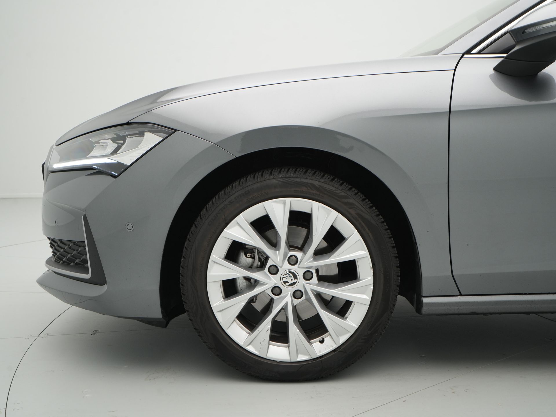Škoda - Superb Combi 1.5 TSI MHEV First Edition - 2024