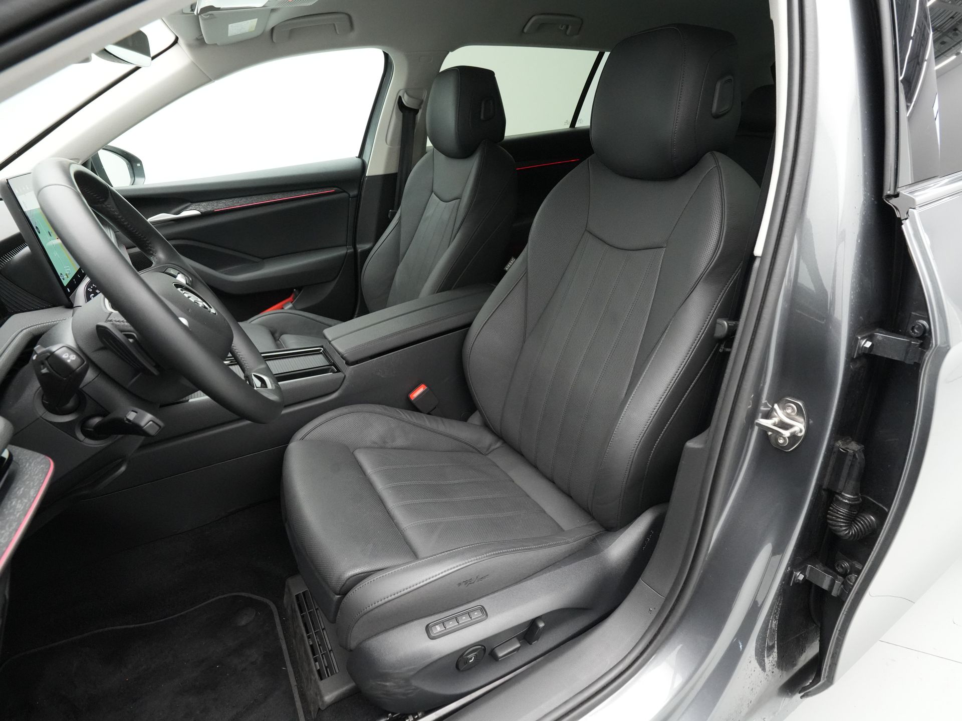 Škoda - Superb Combi 1.5 TSI MHEV First Edition - 2024