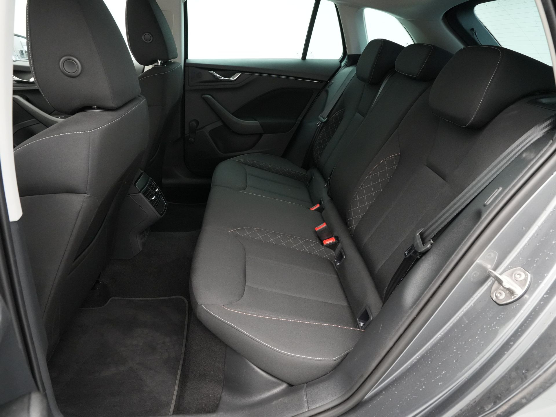 Škoda - Scala 1.0 TSI 110pk DSG Ambition - 2024