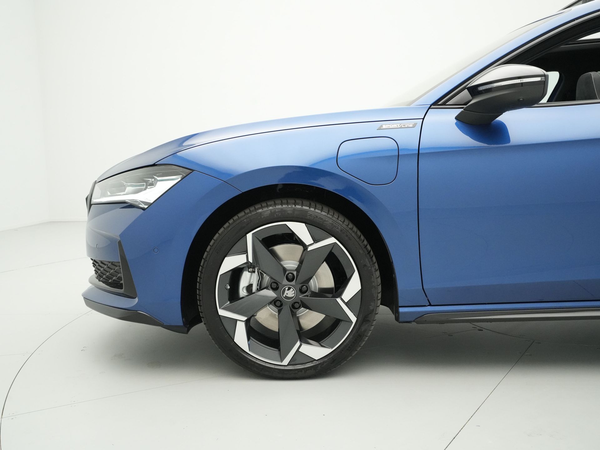 Škoda - Superb Combi 1.5 TSI PHEV Sportline Business - 