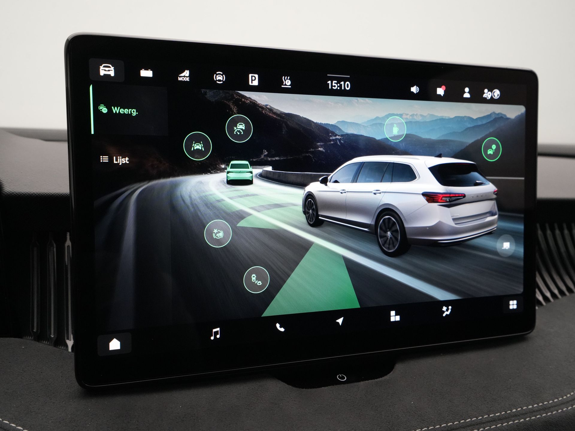 Škoda - Superb Combi 1.5 TSI PHEV Sportline Business - 