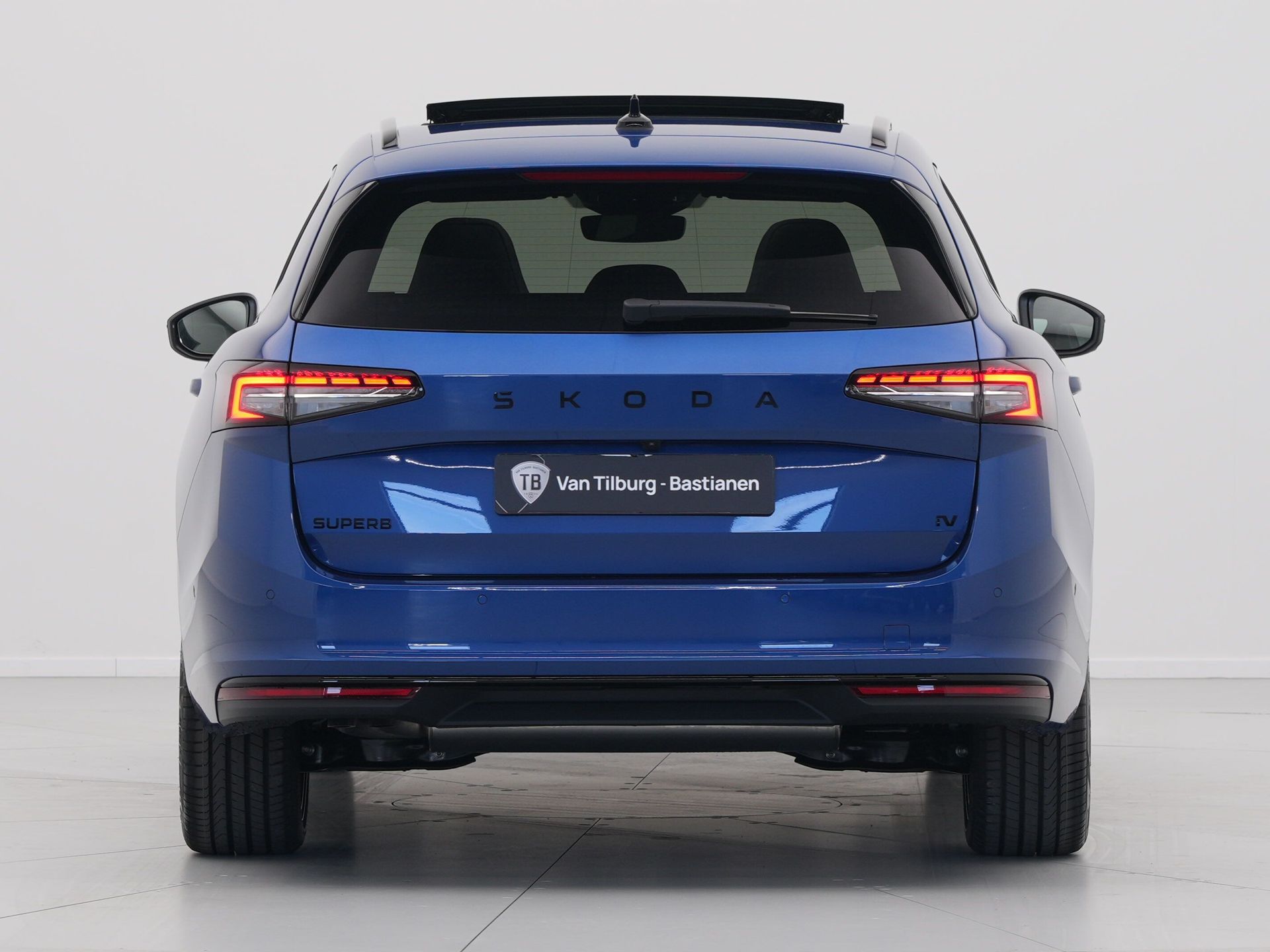 Škoda - Superb Combi 1.5 TSI PHEV Sportline Business - 