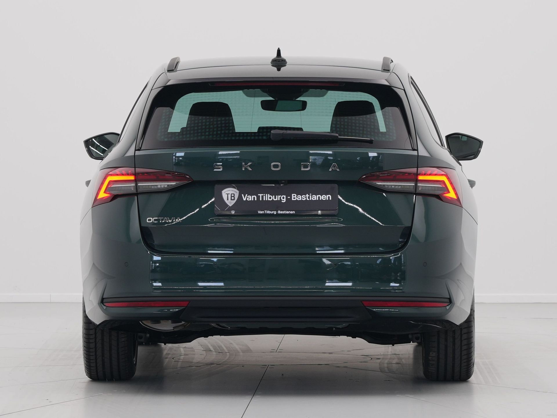 Škoda - Octavia Combi 1.5 TSI MHEV Business Edition Plus - 