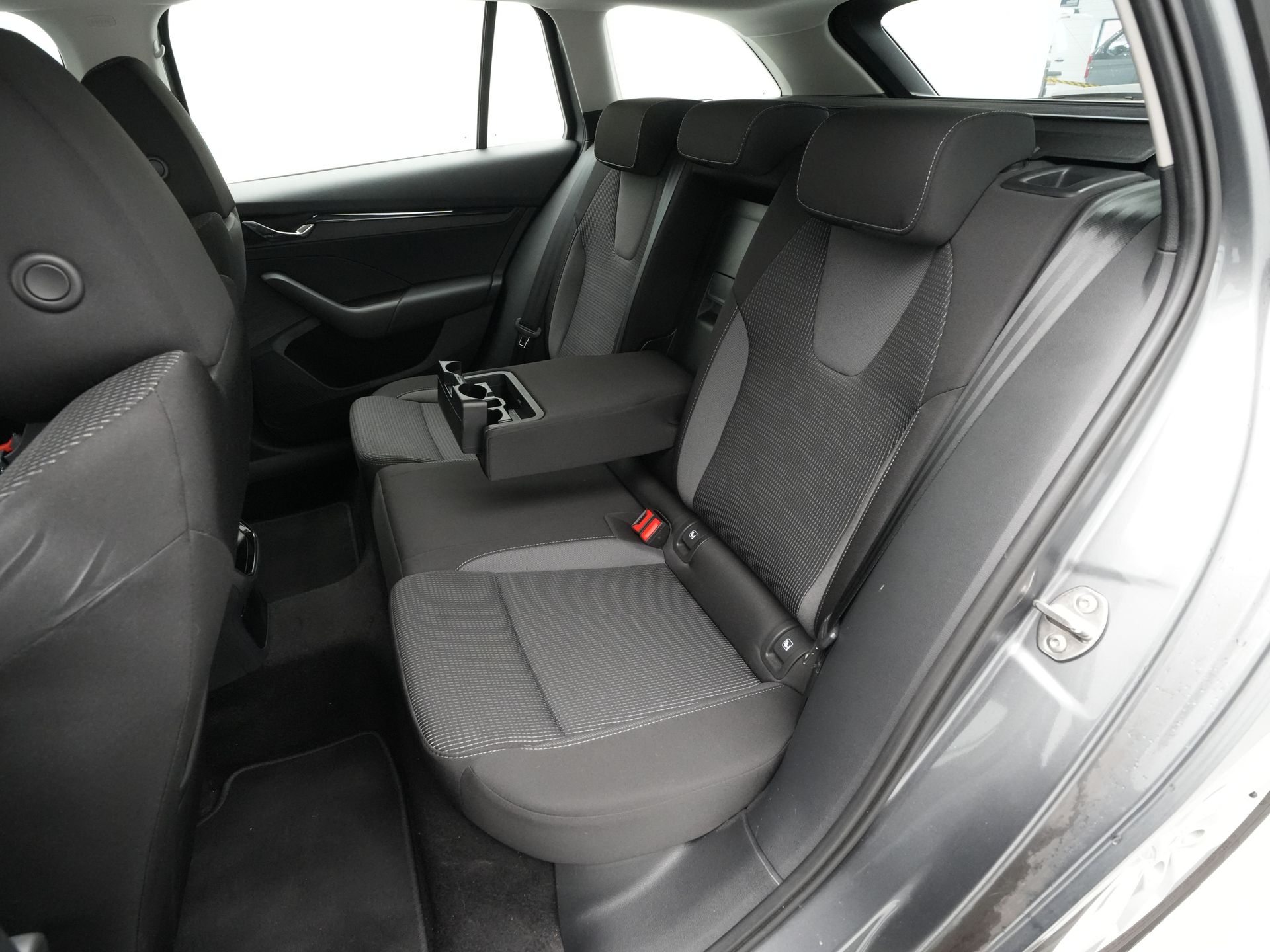 Škoda - Octavia Combi 1.0 TSI 110pk Business Edition - 2024