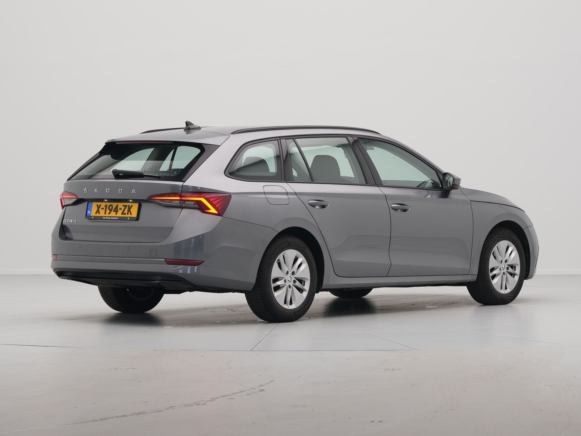Škoda - Octavia Combi 1.0 TSI 110pk Business Edition - 2024