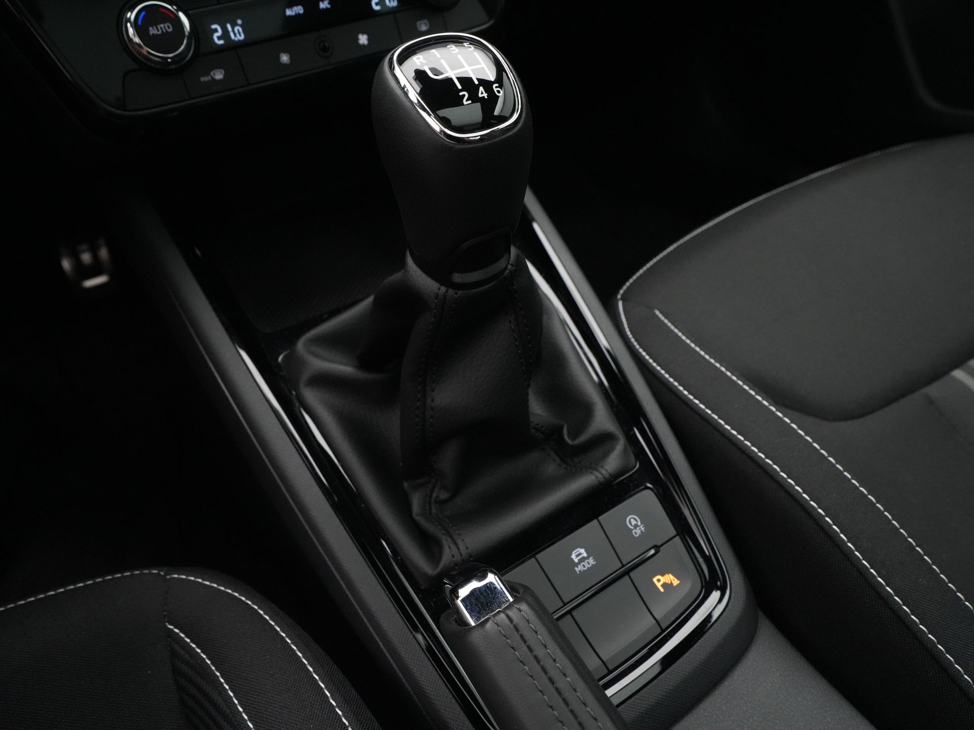 Škoda - Kamiq 1.0 TSI 115pk Monte Carlo - 2024